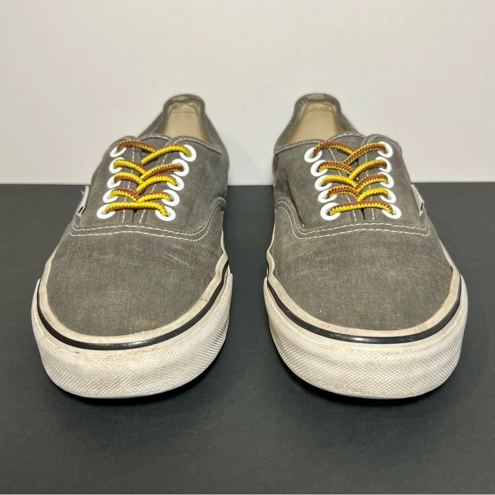 Vans unisex authentic